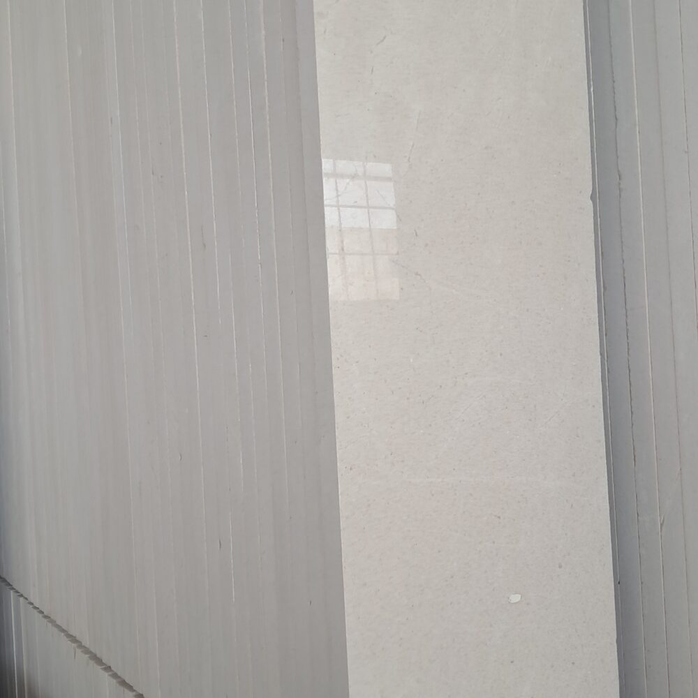 ٢٠٢٥٠٥٢٥_١٣١٣٥٦ (1) Hersin Marble – Light Grey Marble with Subtle Veining | Lazulite Marble