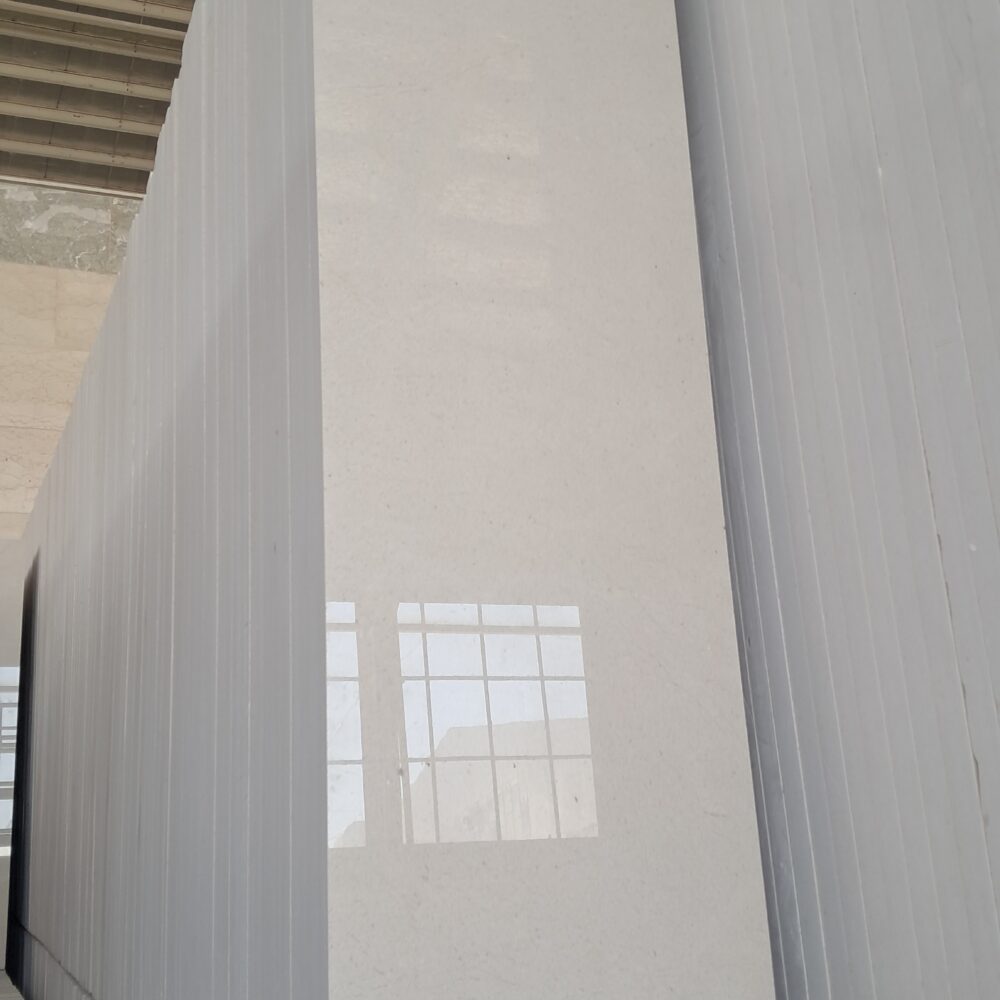 ٢٠٢٥٠٥٢٥_١٣١٤٠٨ Hersin Marble – Light Grey Marble with Subtle Veining | Lazulite Marble