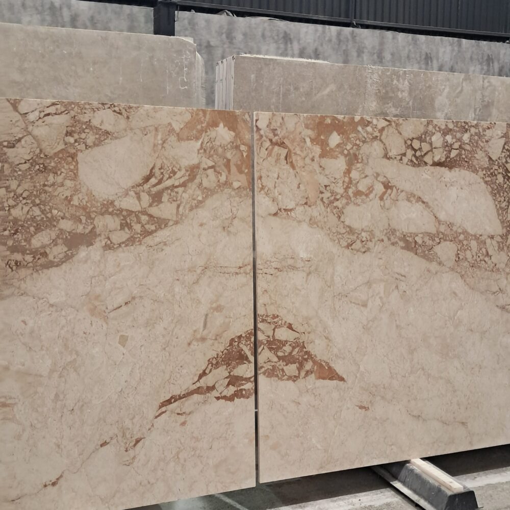 ٢٠٢٥٠٩٠٩_١٥٣٧٢٥ Cappuccino Marble – Luxurious Beige Marble with Light Brown Veins | Lazulite Marble