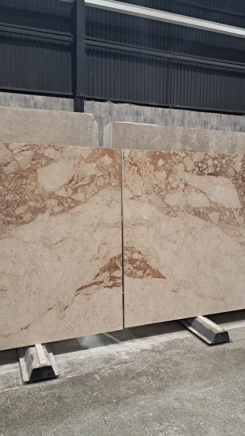 ٢٠٢٥٠٩٠٩_١٥٣٧٢٥ Cappuccino Marble – Luxurious Beige Marble with Light Brown Veins | Lazulite Marble